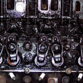 AMSOIL’s Engine And Transmission Flush In Diesel Engines