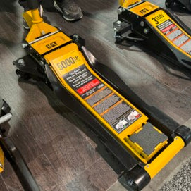 SEMA 2024: CAT 5,000-Pound Long-Reach Low-Profile Jack