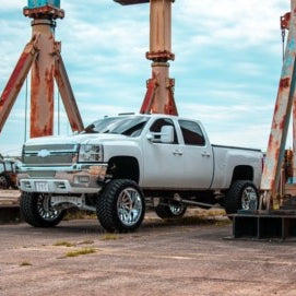 H8N-ONIT: Corey Lewis’ 2011 Silverado LML Duramax Head-Turner