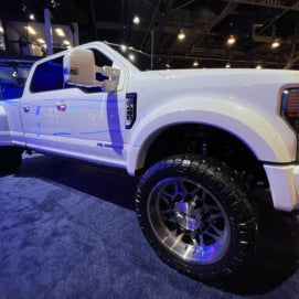 SEMA 2021: Ford’s 2022 F-450 Super Duty Platinum Crew Cab 4×4