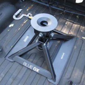 Tested: The Blue Ox BXR2100 Fifth-Wheel Hitch
